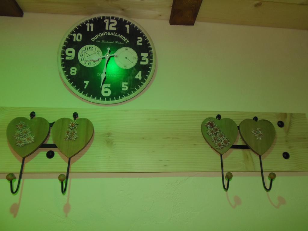Chalet L'Aubepine Residence B&B Bessans Buitenkant foto