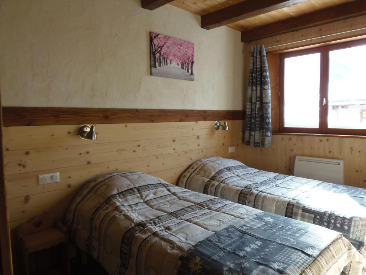 Chalet L'Aubepine Residence B&B Bessans Buitenkant foto